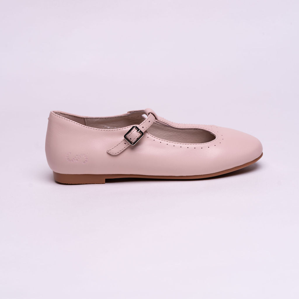 Clara Classic T-Strap