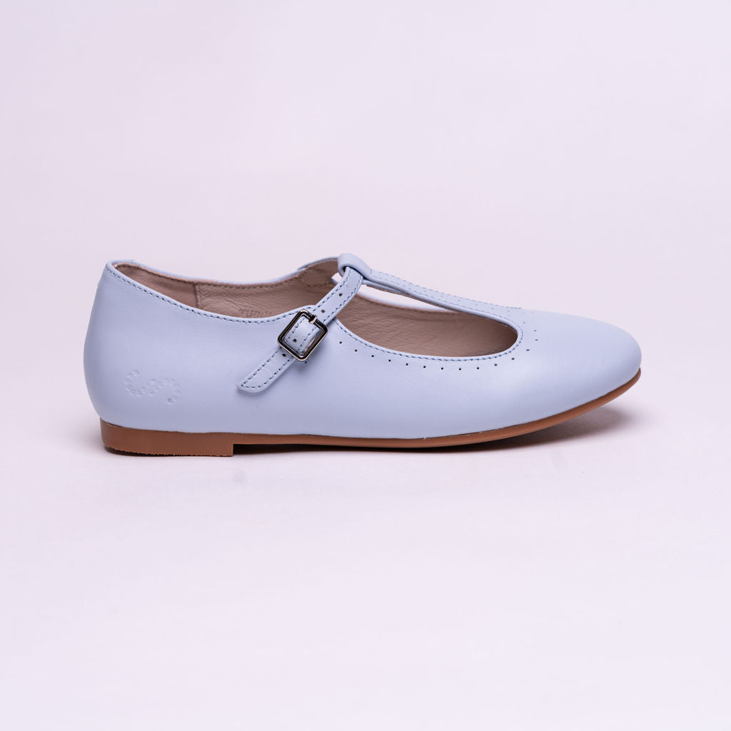 Clara Classic T-Strap
