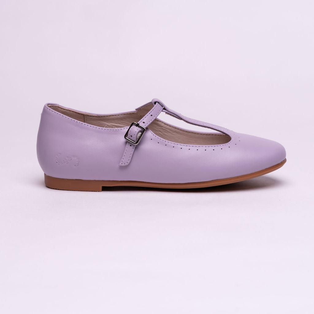 Clara Classic T-Strap